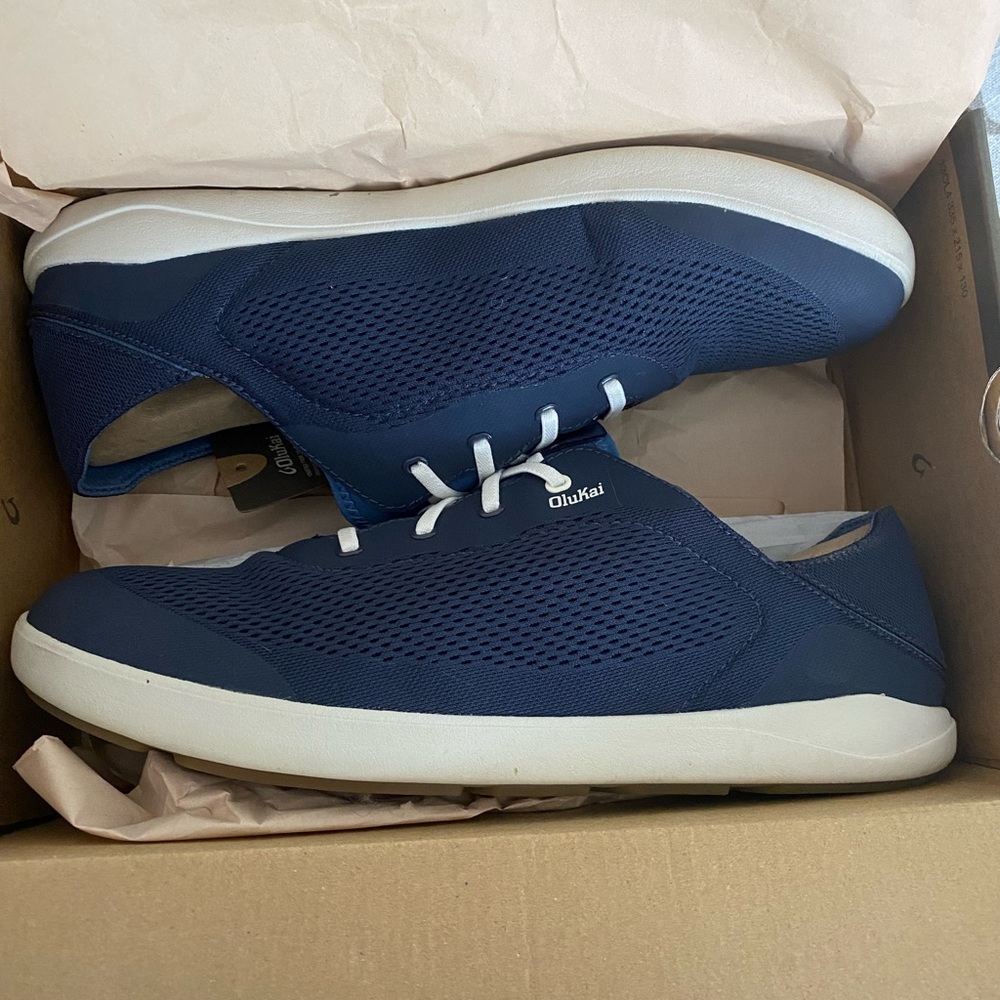 OluKai never worn